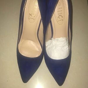 Brand new Royal blue point shoes